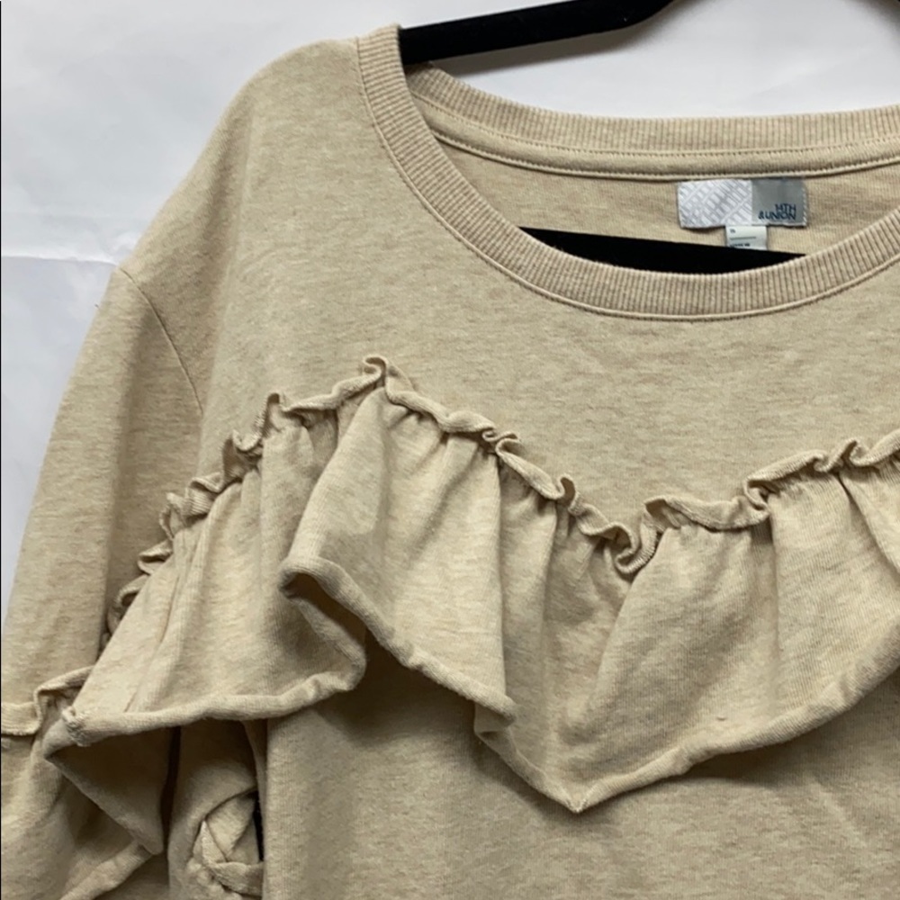 14th & Union Sz S Ruffle Pioneer Sweatshirt Beige - Picture 4 of 5